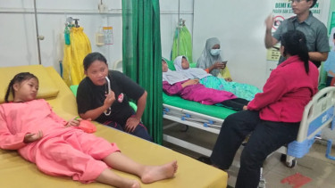 Sebanyak 14 siswa SMP Negeri 2 Karimun dilarikan ke Puskesmas usai keracunan MBG