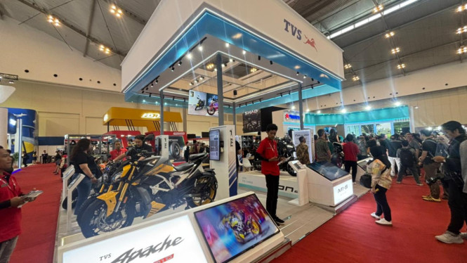 Booth TVS di IMOS 2025