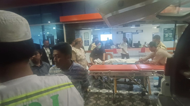 Evakuasi korban ambruknya bangunan Pondok Pesantren Al Khoziny Sidoarjo 