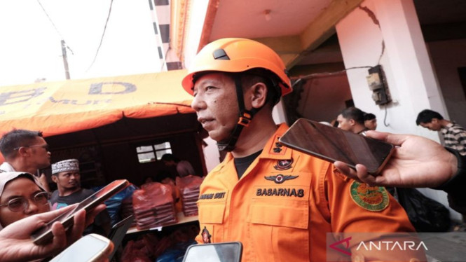 Kepala Kantor SAR Kelas A Surabaya Nanang Sigit