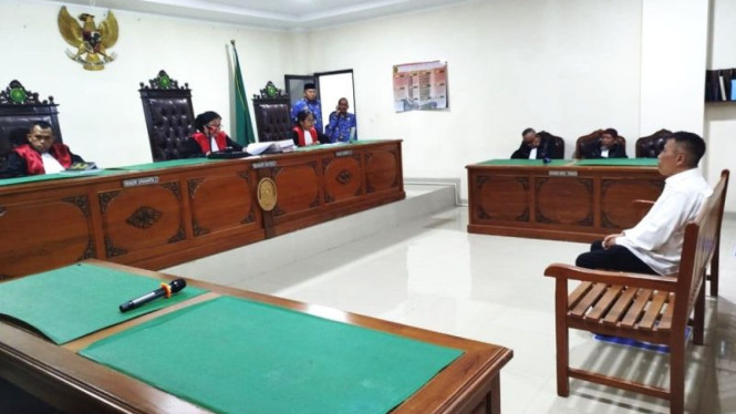 Terdakwa utama pembuatan dan peredaran uang palsu Annar Salahuddin Sampetoding