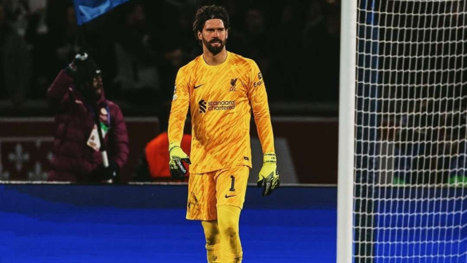 Kiper Liverpool Alisson Becker