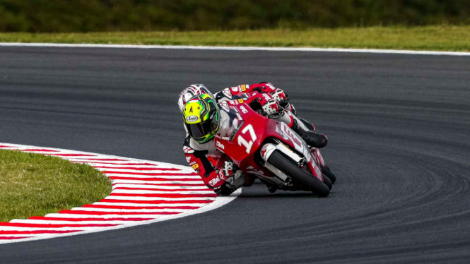 Pembalap tim Astra Honda Motor, Nelson Cairoli Ardheniansyah