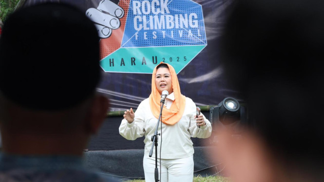 Ketua Umum PP FPTI, Yenny Wahid