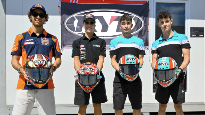 Helm KYT edisi Mandalika MotoGP