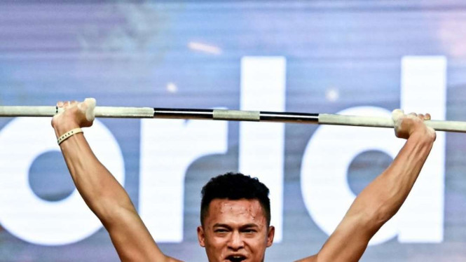 Lifter Indonesia Rizki Juniansyah
