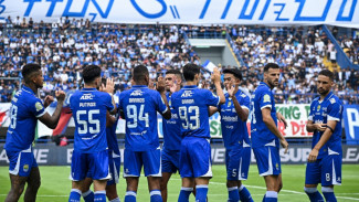 Kalahkan Dewa United, Persib Bandung Tempel Ketat Persija dan Borneo di Klasemen Super League 2025-2026