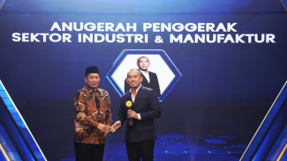 Pacu Industri hingga Manufaktur, CEO Solid Corp Raih Anugerah Penggerak Nusantara 2025