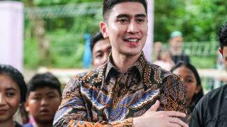 Respons Verrell Bramasta Usai Disindir Pandji Pragiwaksono dalam Stand Up Comedy "Mens Rea&rdquo;