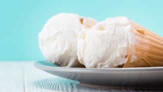 Tren Makan Kentang Goreng Dicelup Es Krim, Beneran Enak Gak Sih?