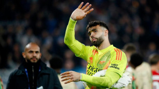 Ironi Pemilik Sarung Tangan Emas Premier League Tiga Kali, Cuma Cadangan di Piala Dunia 2026