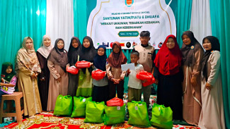 PT Pegadaian CPS Pondok Aren Kolaborasi Bersama Sahabat Berbagi Tangsel Gelar Santunan Yatim dan Dhuafa