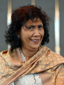 Susi Pudjiastuti