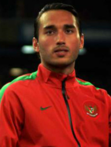 Ezra Walian